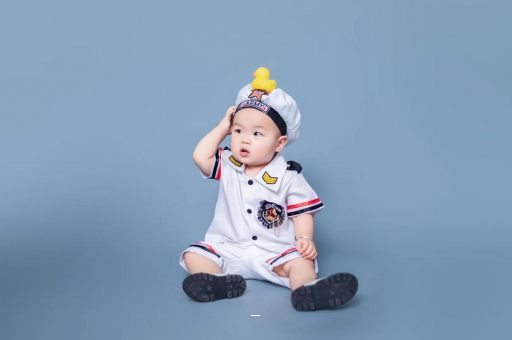 河池宝宝老摇头怎么回事 河池宝宝老摇头怎么回事